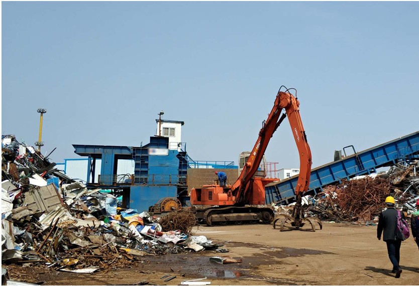 1521783627626112.jpg 電動抓鋼機(jī).jpg