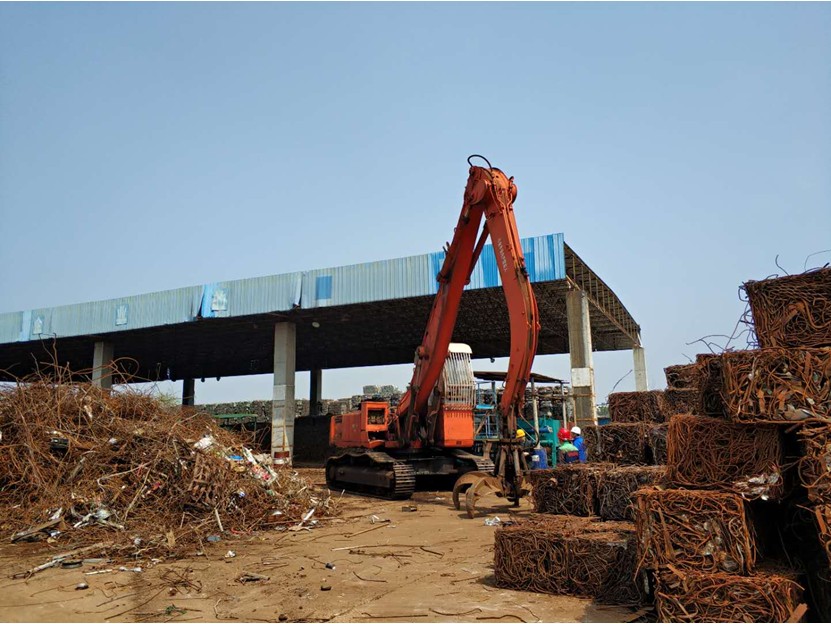 1521783656116977.jpg 抓鋼機(jī).jpg