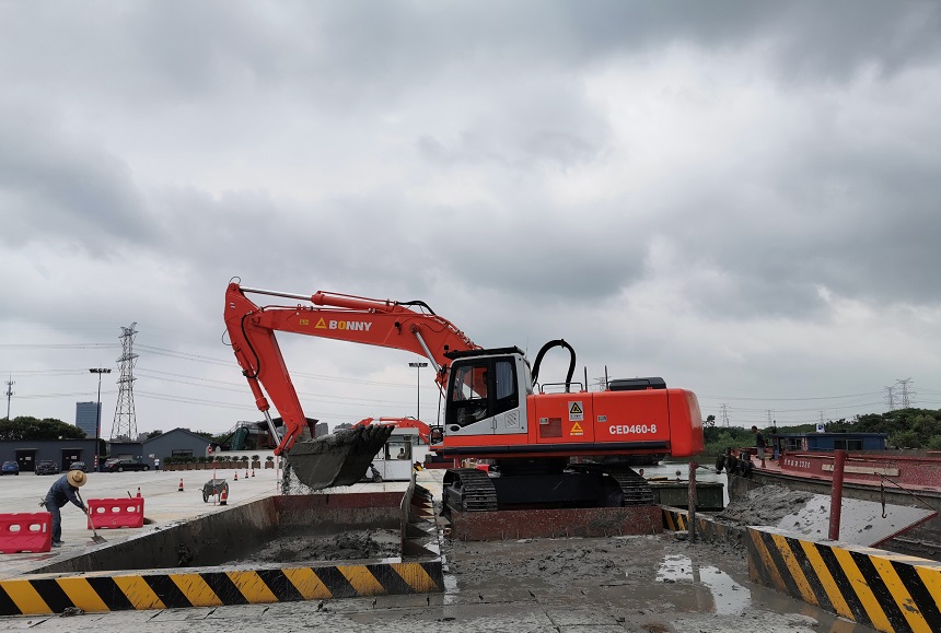 電動挖掘機(jī) 電動挖掘機(jī)