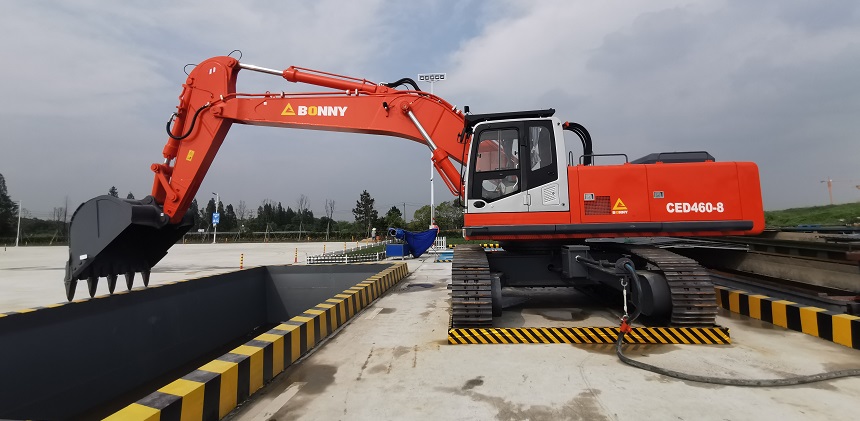 電動挖掘機CED460-8.jpg 電動挖掘機CED460-8.jpg