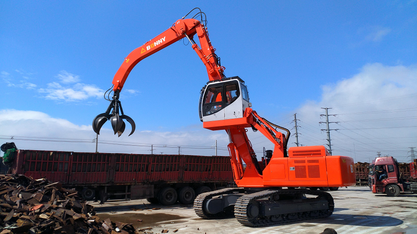 梅花抓斗抓鋼機(jī).png 梅花抓斗抓鋼機(jī).png