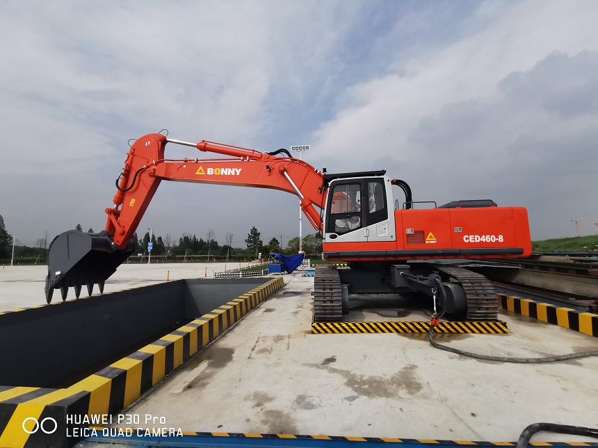 邦立重機鉤機.jpg 邦立重機鉤機.jpg