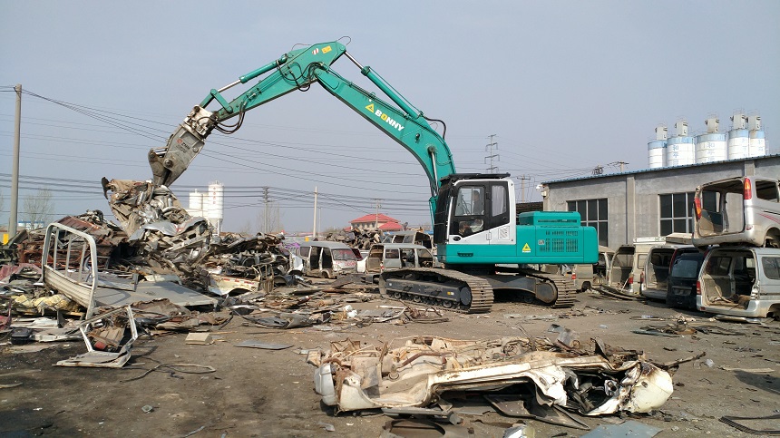 報廢汽車拆解機(jī).jpg