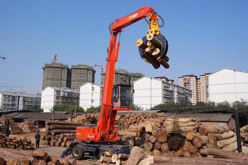 抓料機.jpg 抓料機.jpg